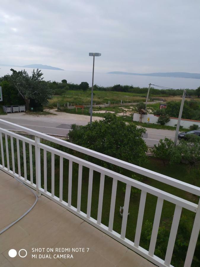 Apartmant Sucic Каштела Экстерьер фото