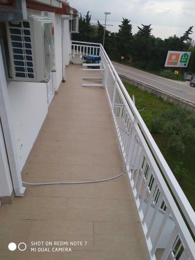 Apartmant Sucic Каштела Экстерьер фото