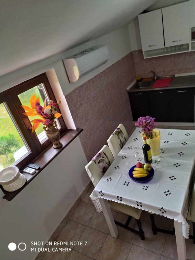 Apartmant Sucic Каштела Экстерьер фото